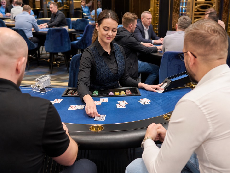 Blackjack w fizycznej sali gier
