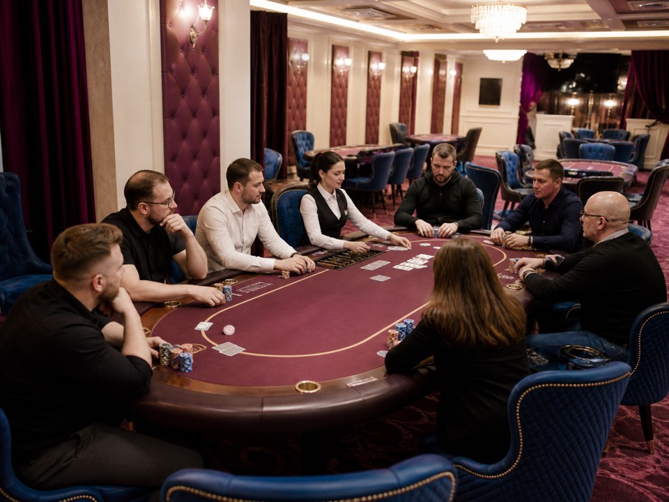 Poker w fizycznej sali gier
